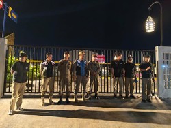 Satpol PP Segel Bioskop di Garut gegara Belum Lengkapi Izin