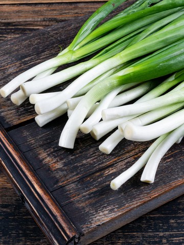 7 Manfaat Daun Bawang untuk Kesehatan, Bukan Sekadar Taburan di Makanan