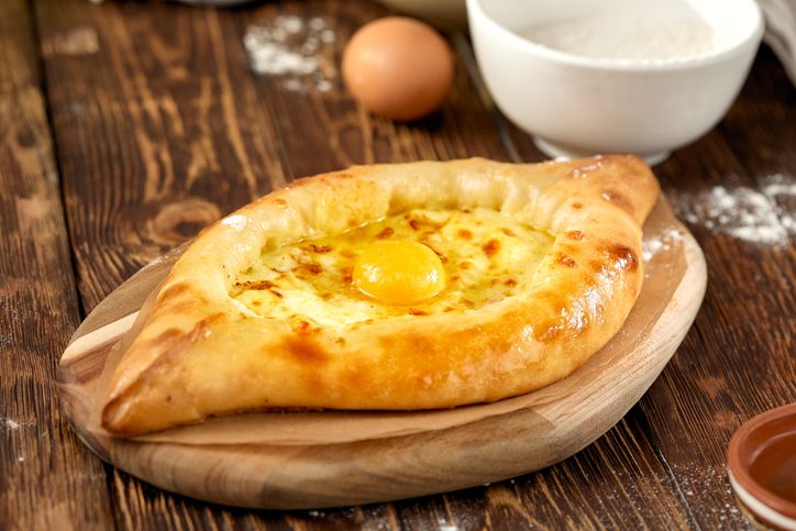 khachapuri, roti keju khas Georgia