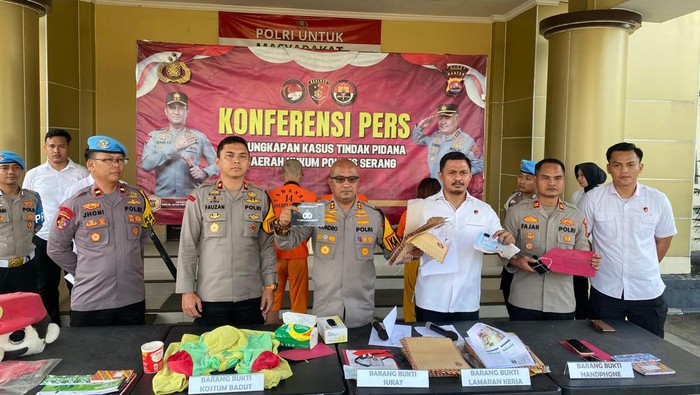 Polres Serang ungkap kendala preman berkedok calo tenaga kerja Polres Serang ungkap kendala preman berkedok calo tenaga kerja