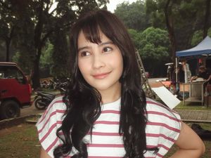 Gaya Prilly Latuconsina Tampil Beda Dengan Rambut Berponi, Imut Bak Anak SMP Gaya Prilly Latuconsina Tampil Beda Dengan Rambut Berponi, Imut Bak Anak SMP