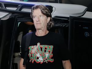 Absen Dampingi PSS Lawan PSIS gegara Akumulasi, Ini Kata Huistra Absen Dampingi PSS Lawan PSIS gegara Akumulasi, Ini Kata Huistra