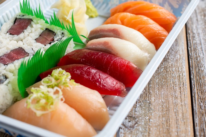 rumput plastik sushi