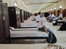 Disdikpora Karawang Kirim 50 Siswa ke Barak Militer