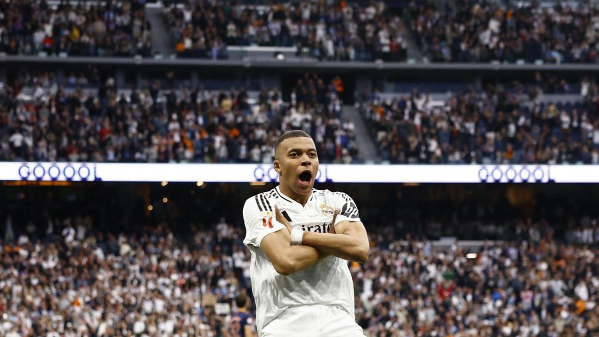 Kylian Mbappe mengemas 40 gol di debut musimnya dengan Real Madrid. (Foto: REUTERS/Susana Vera)