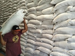 Punya Stok Berlimpah, tapi Harga Beras Naik di 163 Kabupaten/Kota