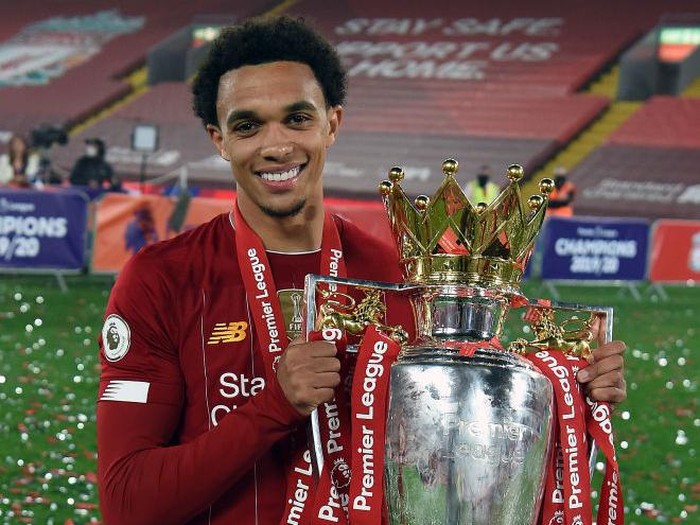 Trent Alexander-Arnold LIVERPOOL, ENGLAND - JULY 22: (THE SUN ON SUNDAY OUT) Trent Alexander-Arnold of Liverpool with the Premier League Trophy match between Liverpool FC and Chelsea FC at Anfield on July 22, 2020 in Liverpool, England. (THE SUN ON SUNDAY OUT) (Photo by John Powell/Liverpool FC via Getty Images)