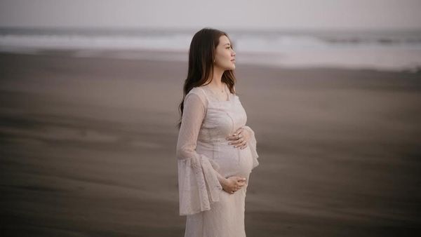 5 Foto Maternity Aaliyah Massaid, Gak Sabar Bertemu Anak
