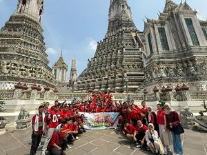Alfamidi Beri Apresiasi 546 Karyawan Terbaik Trip Reward ke Luar Negeri Alfamidi Beri Apresiasi 546 Karyawan Terbaik Trip Reward ke Luar Negeri