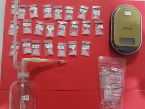 Arena Judi Sabung Ayam di Palu Jadi Ladang Jual Beli Sabu Arena Judi Sabung Ayam di Palu Jadi Ladang Jual Beli Sabu