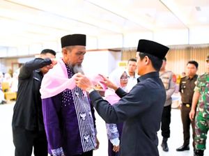 Bupati Nunukan Lepas 111 CJH Kloter 7, Pemkab Tanggung Biaya ke Balikpapan