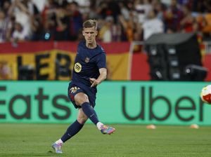 Dani Olmo Berpotensi Absen di Laga El Clasico karena Cedera Dani Olmo Berpotensi Absen di Laga El Clasico karena Cedera