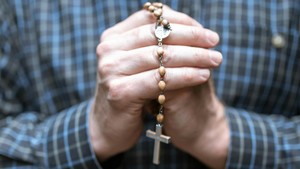 Susunan Doa Rosario Hari Sabtu, 25 Oktober 2025: Peristiwa Gembira Susunan Doa Rosario Hari Sabtu, 25 Oktober 2025: Peristiwa Gembira