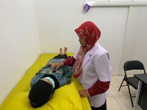 Dokter di Ponorogo Pasang Tarif Seikhlasnya Atau Bayar Pakai Doa Dokter di Ponorogo Pasang Tarif Seikhlasnya Atau Bayar Pakai Doa