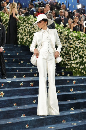 Met Gala 2025: 12 Artis Ini Berhasil Memukau! Siapa yang Paling Ikonik?
