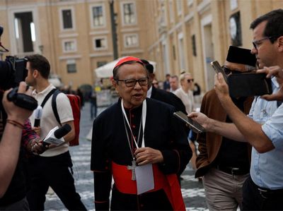 Hadiri Sidang Konklaf, Kardinal Suharyo Tiba di Vatikan