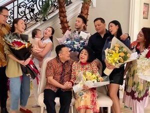 Otto Hasibuan Selalu Ajak Cucu Main, Meski Lelah Usai Kerja Otto Hasibuan Selalu Ajak Cucu Main, Meski Lelah Usai Kerja