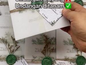 Viral Undangan Pernikahan Ramah Lingkungan, Bisa Tumbuh Jadi Sayur dan Bunga Viral Undangan Pernikahan Ramah Lingkungan, Bisa Tumbuh Jadi Sayur dan Bunga