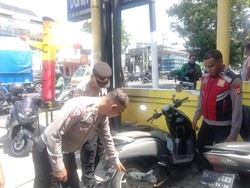 Pelajar di Tabanan Tewas Tergilas Truk Saat Nyalip Motor