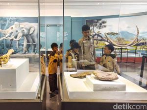 Melihat Museum Nasional di Tengah Wacana Jam Buka Sampai Malam Melihat Museum Nasional di Tengah Wacana Jam Buka Sampai Malam