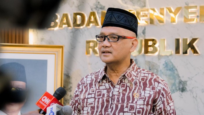 Perjalanan Pendidikan Gus Irfan, dari Malang Hingga Jadi Menteri Haji