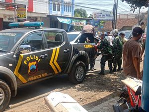 Truk Serempet Motor di Pati, Balita Tewas Truk Serempet Motor di Pati, Balita Tewas