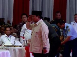 Video Prabowo di Hadapan Purn TNI-Polri: Berani Dulu, Baru Benar Video Prabowo di Hadapan Purn TNI-Polri: Berani Dulu, Baru Benar
