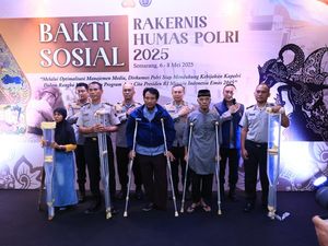 Rakernis Humas Polri 2025 Dibuka, Tegaskan Komitmen Penguatan Komunikasi Publik Rakernis Humas Polri 2025 Dibuka, Tegaskan Komitmen Penguatan Komunikasi Publik