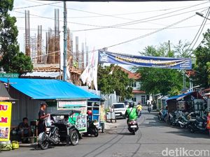 Menapaki Ruas Jalan Terpendek di Kota Tasikmalaya
