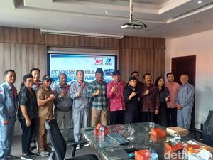 DPRD Minta Bali Mandiri Energi, PLTU Celukan Bawang Akan Kembangkan Pembangkit DPRD Minta Bali Mandiri Energi, PLTU Celukan Bawang Akan Kembangkan Pembangkit