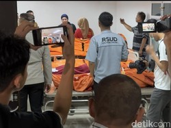 3 dari 12 Jenazah Korban Bus ALS Dijemput Keluarga