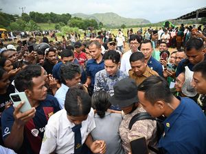 Janji Gibran Atasi Pupuk Langka di Sikka NTT Janji Gibran Atasi Pupuk Langka di Sikka NTT