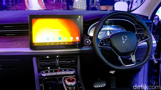 Polytron resmi masuk ke bisnis otomotif dan mengusung SUV EV-nya. Pada debut perdananya di pasar tanah air, mereka menenteng G3 dan G3+.