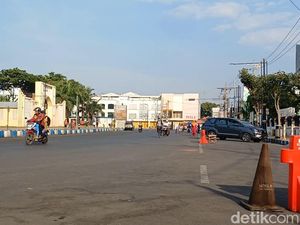 Pengunjung Alun-alun Pasuruan Polisikan Tukang Parkir Tak Beri Karcis