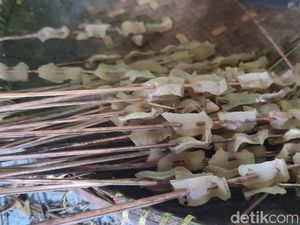 Sekelumit Asal-usul Colok Gembrung, Kudapan Khas Ciamis