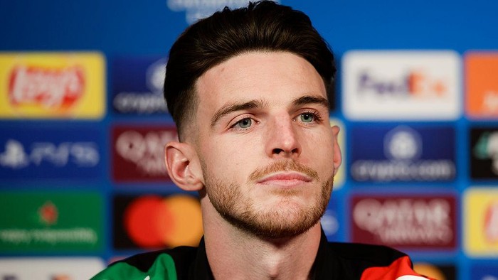 LONDON COLNEY, ENGLAND - MAY 6: Declan Rice of Arsenal FC during the press conference and training session ahead of their UEFA Champions League 2024/25 semi final first/second leg match at Sobha Realty Training Centre on May 6, 2025 in London Colney, England. (Photo by Antonio Borga/Eurasia Sport Images/Getty Images)