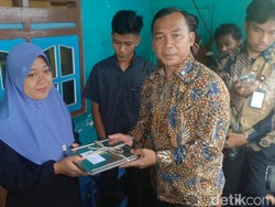 Menteri Wihaji Cek Distribusi MBG di Kota Pasuruan, Begini Katanya