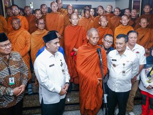 Sambut Bhikku Thudong, Ahmad Luthfi Bicara Pentingnya Jaga Toleransi