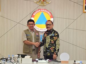 Gubernur Sulbar Suhardi Duka Perjuangkan Dana Stimulan Gempa Tahap II Gubernur Sulbar Suhardi Duka Perjuangkan Dana Stimulan Gempa Tahap II