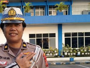 Iptu Sri Ulva Agen Antikorupsi Bikin Inovasi Meja Tanpa Laci