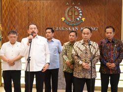 Jaksa Agung Bantu Menkop Beri Pendampingan Hukum Kopdes Merah Putih