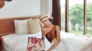 Foto: Liburan Artis Cantik Korsel Kim Hee Jung di Bali