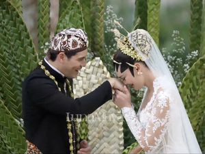 Video: Senyum Bahagia Luna Maya-Maxime Usai Resmi Jadi Suami Istri