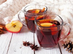 Teh Hitam Campur Buah Baik untuk Cegah Penuaan Dini