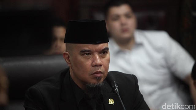 Kabar Terkini Artis dari InsertLive : Dewa 19 Dituding Plagiat Lagu Luar, Ahmad Dhani: Saya Memang Beli