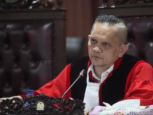 MKD Minta Parpol Nonaktifkan Anggota DPR RI Bermasalah MKD Minta Parpol Nonaktifkan Anggota DPR RI Bermasalah