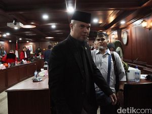 Demi Putri, Ahmad Dhani Lawan Ghibah di YouTube Demi Putri, Ahmad Dhani Lawan Ghibah di YouTube