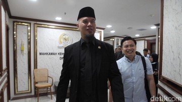 Rayen Pono Tetap Lanjut Laporan Polisi, Ahmad Dhani: Hak Warga Negara
