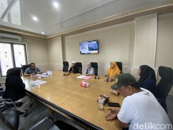 Pekerja Konstruksi di Parepare Ngaku Di-PHK Sepihak Usai 18 Tahun Bekerja