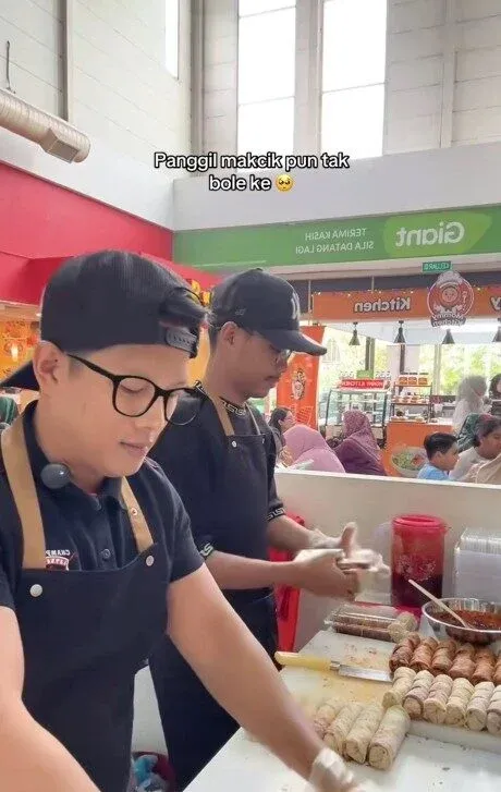 pelanggan protes dipanggil bibi oleh penjual popiah